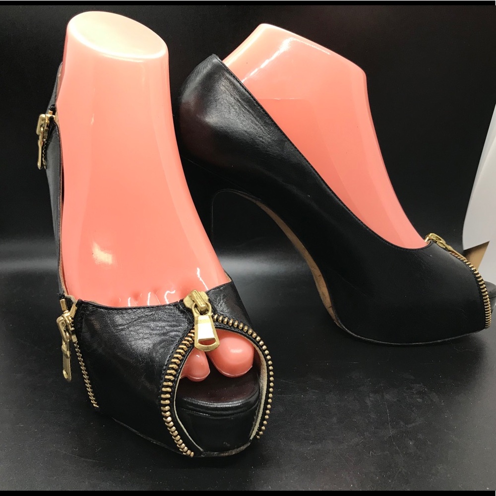 Brian Atwood high heel shoes
